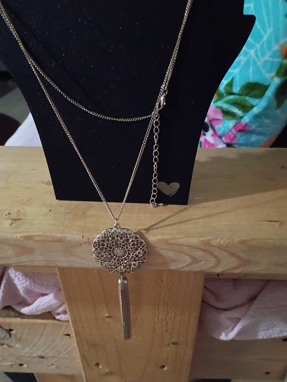 Delicate Gold-Tone Filigree Pendant Necklace with Tassel